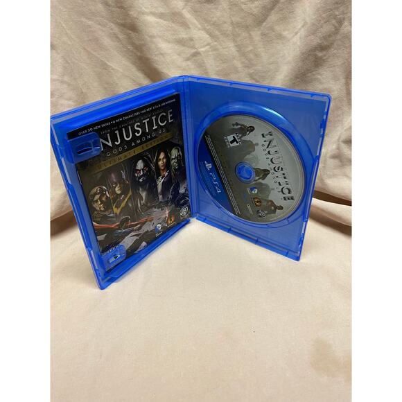 Injustice: Gods Among Us -- Ultimate Edition (Sony PlayStation 4, 2013) CIB - Picture 2 of 4